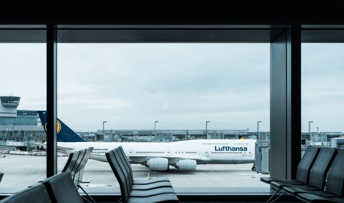 Flughafenterminal am Gate