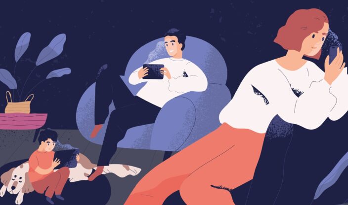 Familie sitzt an Smartphones